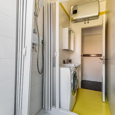 Apartament 2 Pax Wi-fi Via Tartini 13c